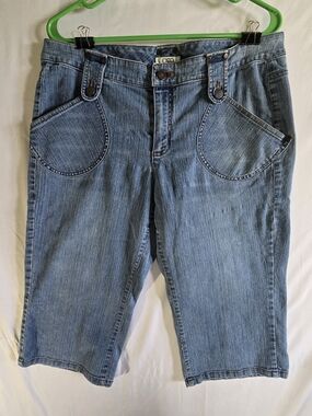Cato Women's Light Blue Denim Bermuda Jeans